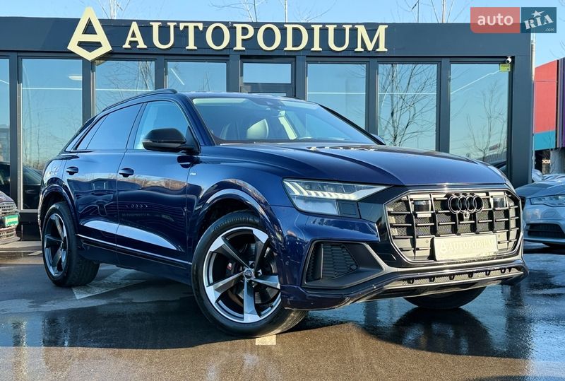 Внедорожник / Кроссовер Audi Q8 2019 в Киеве