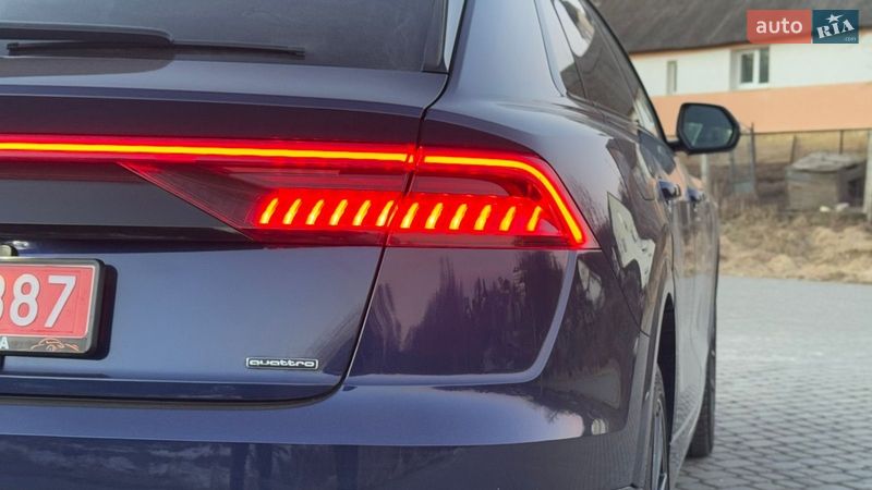 Внедорожник / Кроссовер Audi Q8 2021 в Львове