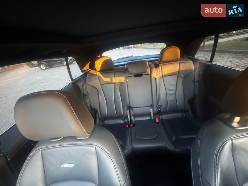 Внедорожник / Кроссовер Audi Q8 2018 в Львове