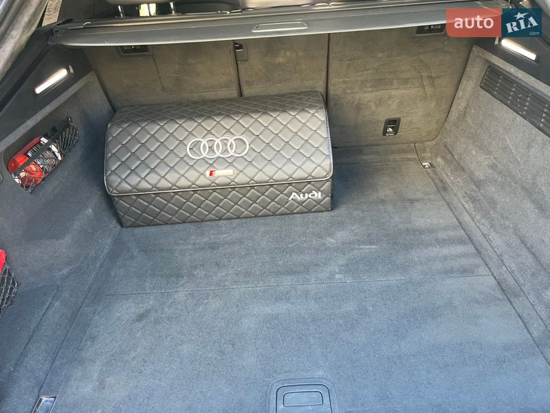 Позашляховик / Кросовер Audi Q8 2018 в Львові