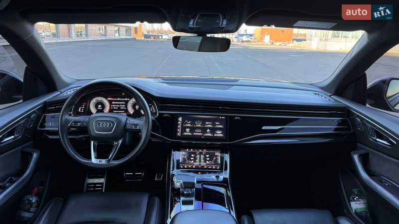 Позашляховик / Кросовер Audi Q8 2020 в Києві