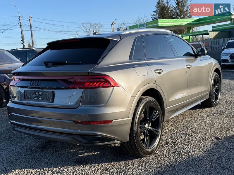 Позашляховик / Кросовер Audi Q8 2018 в Тернополі