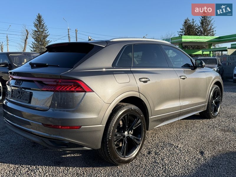 Позашляховик / Кросовер Audi Q8 2018 в Тернополі
