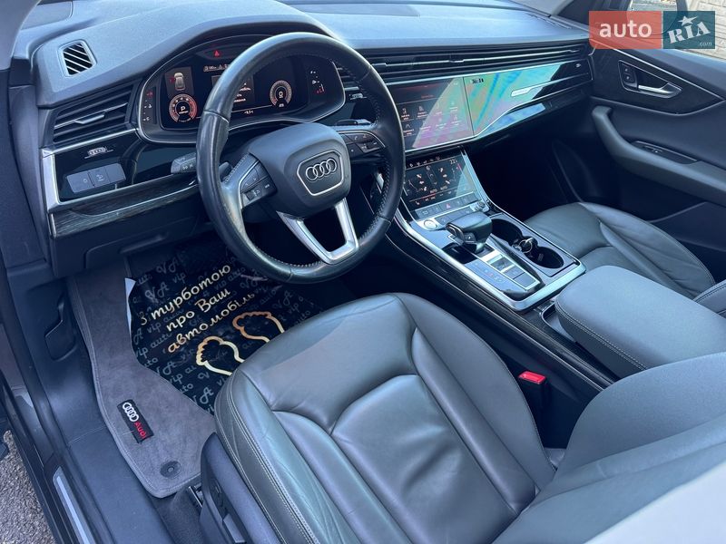 Позашляховик / Кросовер Audi Q8 2018 в Тернополі