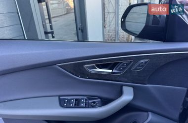 Позашляховик / Кросовер Audi Q8 2018 в Тернополі фото 50 Позашляховик / Кросовер Audi Q8 2018 в Тернополі