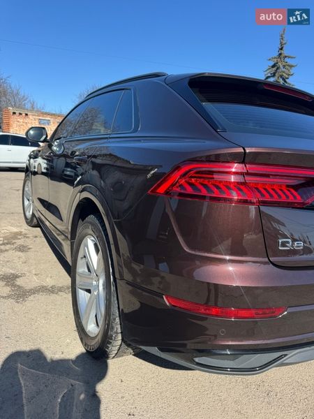 Позашляховик / Кросовер Audi Q8 2019 в Тернополі