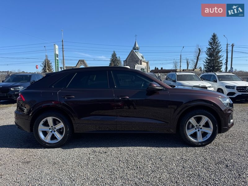 Позашляховик / Кросовер Audi Q8 2019 в Тернополі