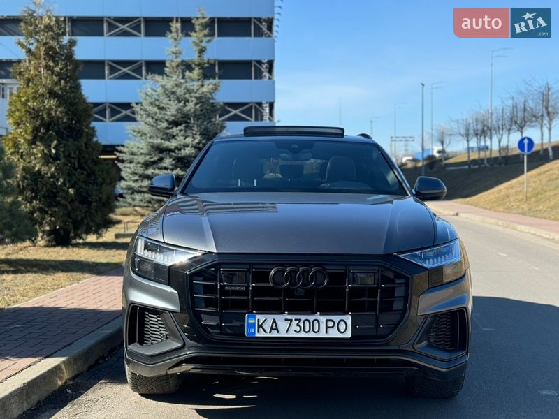 Внедорожник / Кроссовер Audi Q8 2020 в Киеве