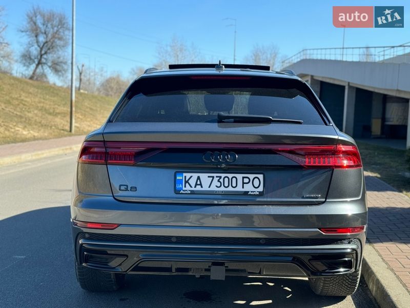 Внедорожник / Кроссовер Audi Q8 2020 в Киеве