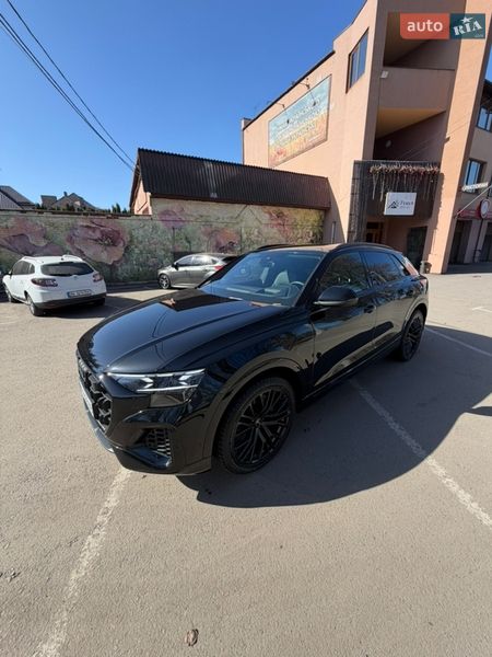 Внедорожник / Кроссовер Audi Q8 2023 в Дубно