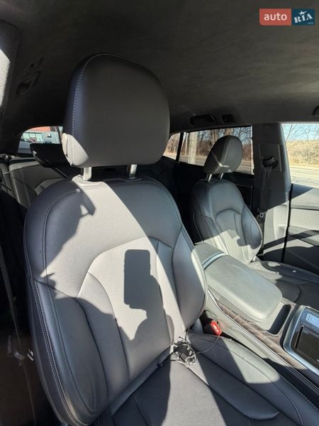 Внедорожник / Кроссовер Audi Q8 2023 в Дубно