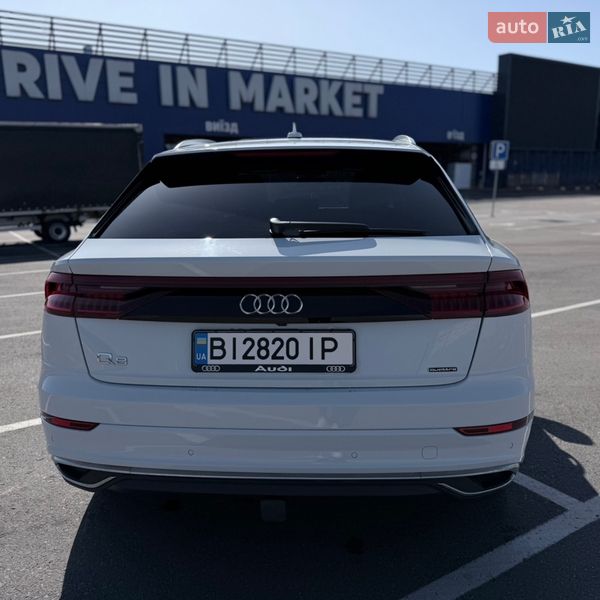 Внедорожник / Кроссовер Audi Q8 2023 в Полтаве