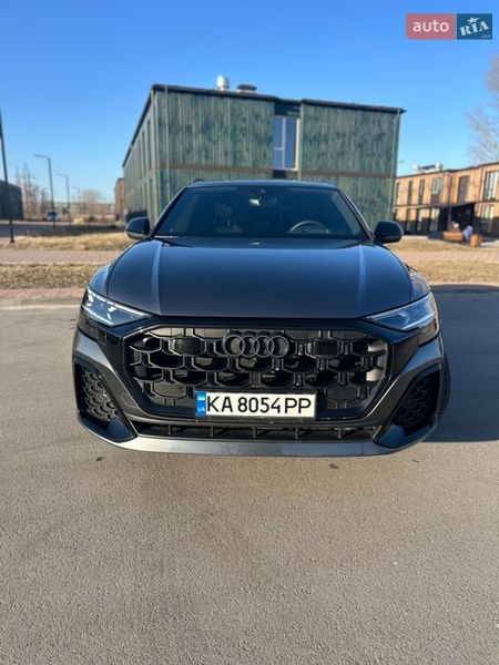 Внедорожник / Кроссовер Audi Q8 2025 в Чернигове