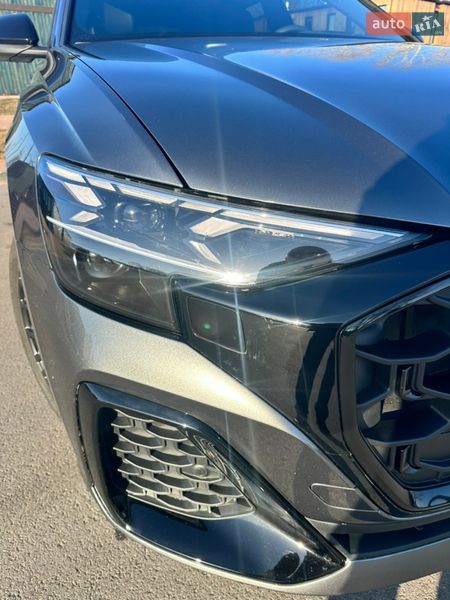 Внедорожник / Кроссовер Audi Q8 2025 в Чернигове