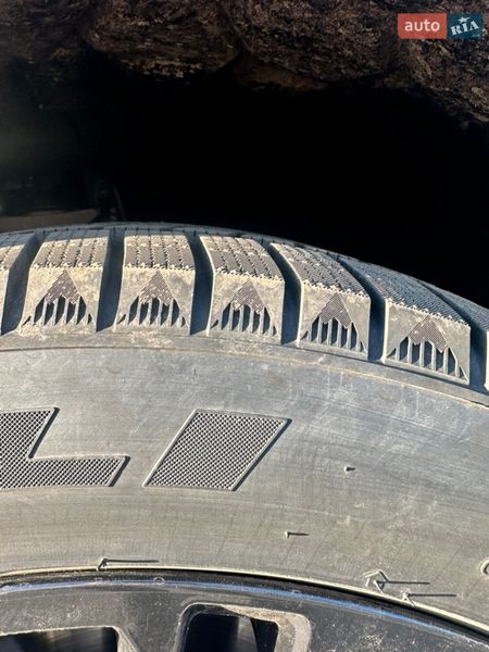 Внедорожник / Кроссовер Audi Q8 2025 в Чернигове