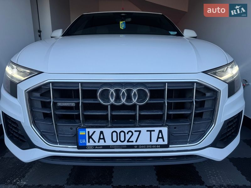 Позашляховик / Кросовер Audi Q8 2018 в Києві