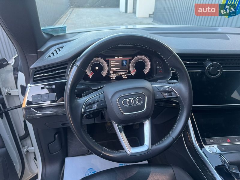 Позашляховик / Кросовер Audi Q8 2018 в Києві