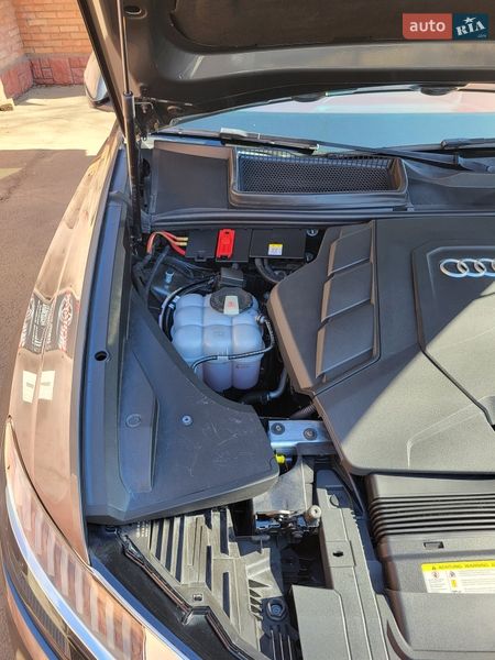 Внедорожник / Кроссовер Audi Q8 2019 в Виннице