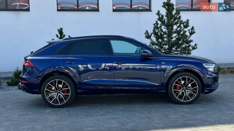 Внедорожник / Кроссовер Audi Q8 2019 в Луцке