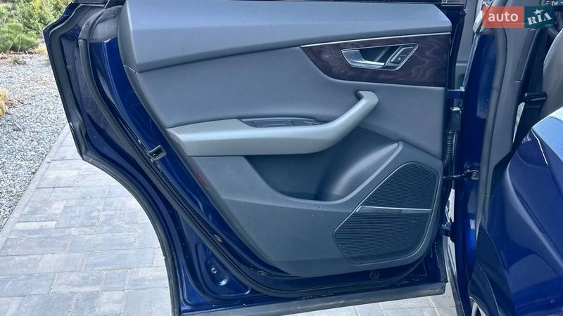 Внедорожник / Кроссовер Audi Q8 2019 в Луцке