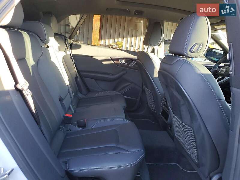 Внедорожник / Кроссовер Audi Q8 2019 в Хмельницком