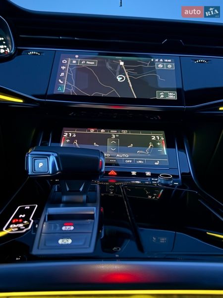 Внедорожник / Кроссовер Audi Q8 2021 в Черновцах