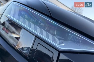 Внедорожник / Кроссовер Audi Q8 2021 в Черновцах