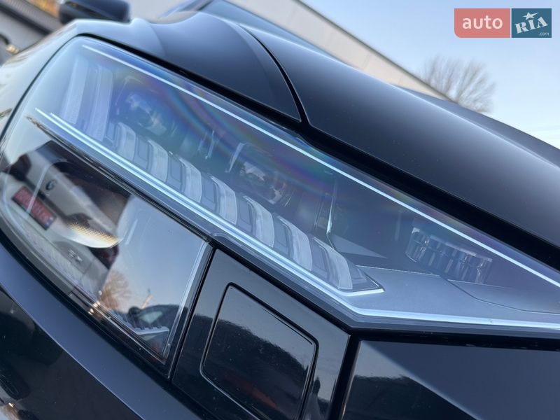 Внедорожник / Кроссовер Audi Q8 2021 в Черновцах