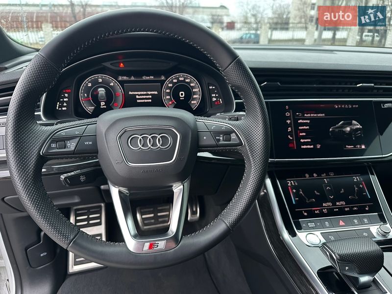 Внедорожник / Кроссовер Audi Q8 2019 в Киеве