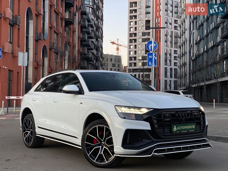 Audi Q8 2023