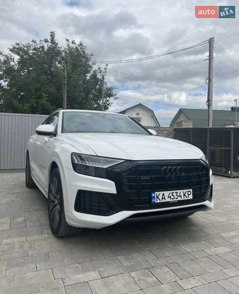 Audi Q8 2023