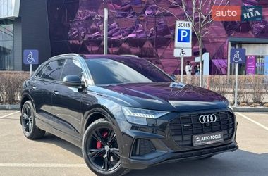 Внедорожник / Кроссовер Audi Q8 2020 в Киеве