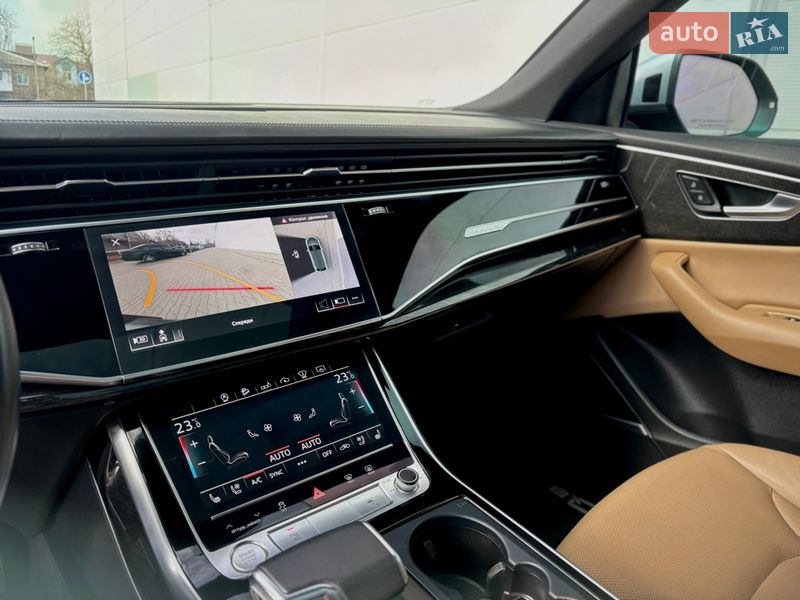 Внедорожник / Кроссовер Audi Q8 2020 в Киеве