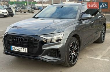 Внедорожник / Кроссовер Audi Q8 2019 в Киеве