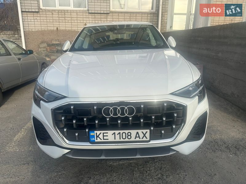 Audi Q8 2025