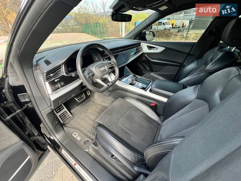 Позашляховик / Кросовер Audi Q8 2020 в Мукачевому