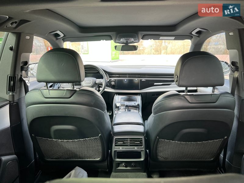 Позашляховик / Кросовер Audi Q8 2020 в Мукачевому