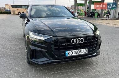 Позашляховик / Кросовер Audi Q8 2020 в Мукачевому