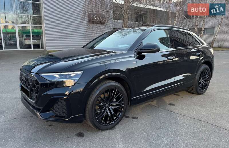 Audi Q8 2025