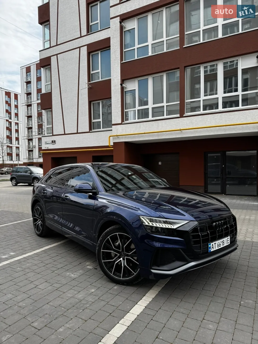 2019 Audi Q8 - мініатюра 3