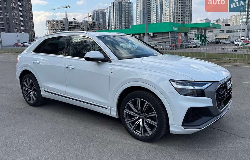 Внедорожник / Кроссовер Audi Q8 2018 в Киеве