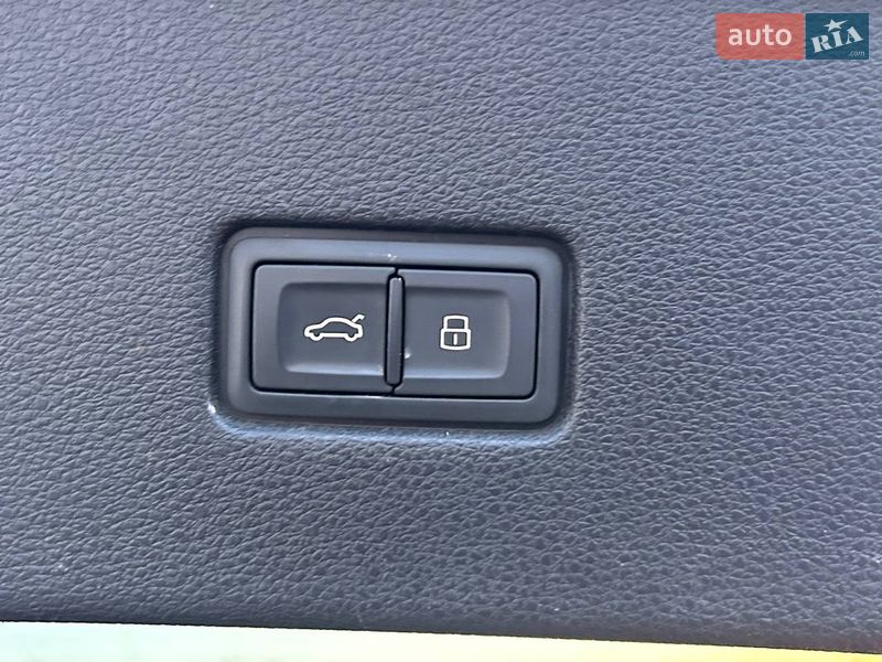 Позашляховик / Кросовер Audi Q8 2018 в Одесі фото 31 Позашляховик / Кросовер Audi Q8 2018 в Одесі