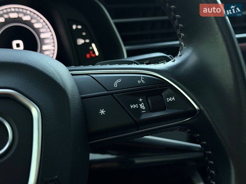 Внедорожник / Кроссовер Audi Q8 2018 в Кривом Роге