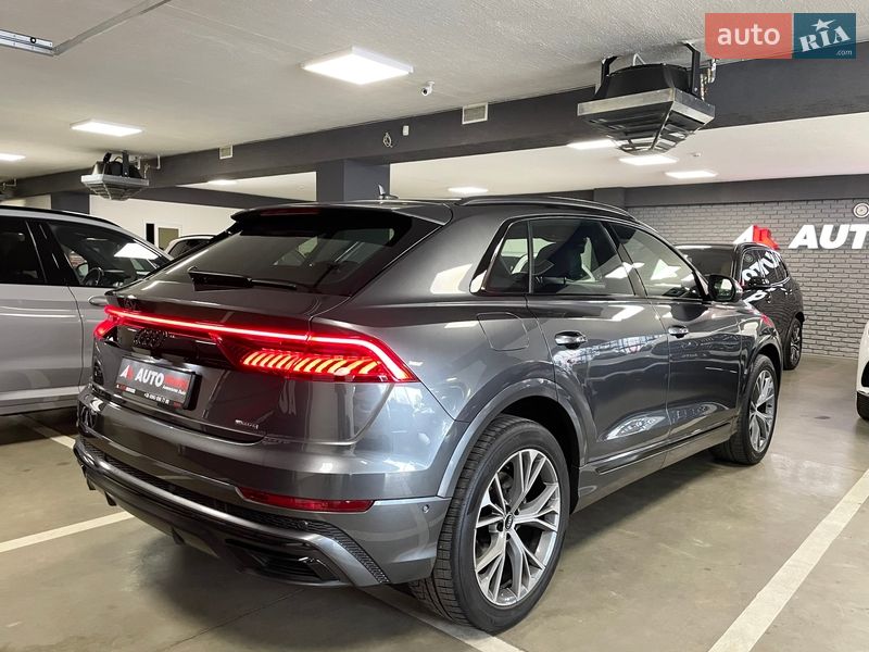 Внедорожник / Кроссовер Audi Q8 2023 в Львове
