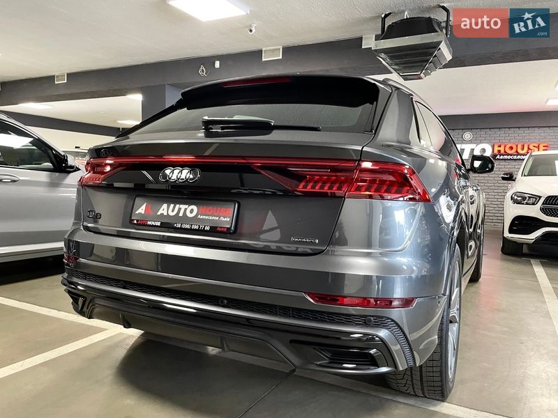 Внедорожник / Кроссовер Audi Q8 2023 в Львове