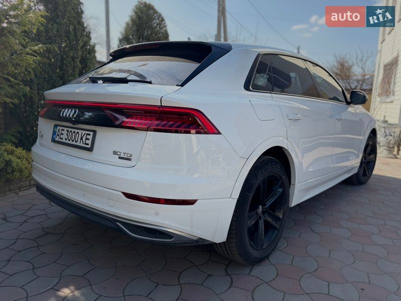 Внедорожник / Кроссовер Audi Q8 2018 в Киеве фото 6 Внедорожник / Кроссовер Audi Q8 2018 в Киеве