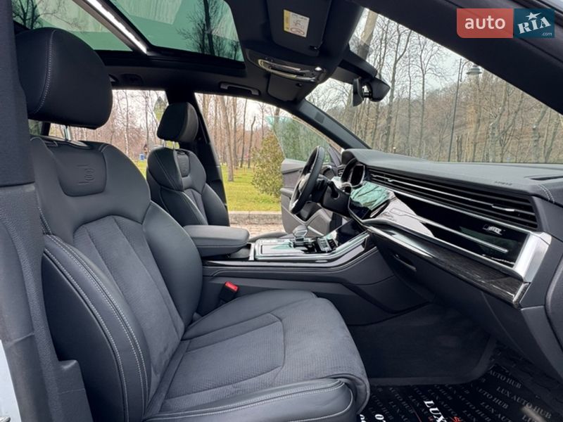 Внедорожник / Кроссовер Audi Q8 2023 в Киеве фото 25 Внедорожник / Кроссовер Audi Q8 2023 в Киеве
