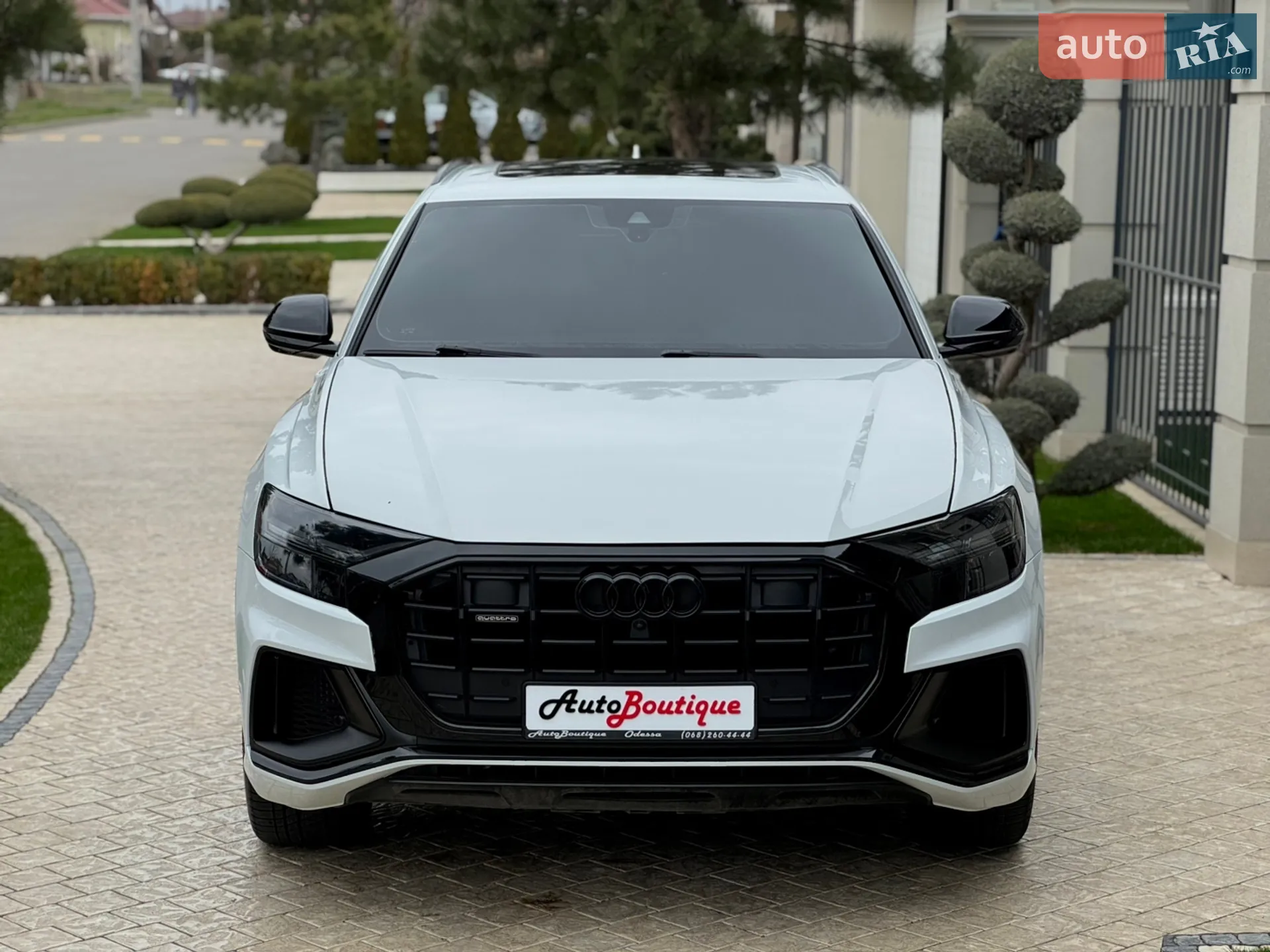 2019 Audi Q8 - мініатюра 4