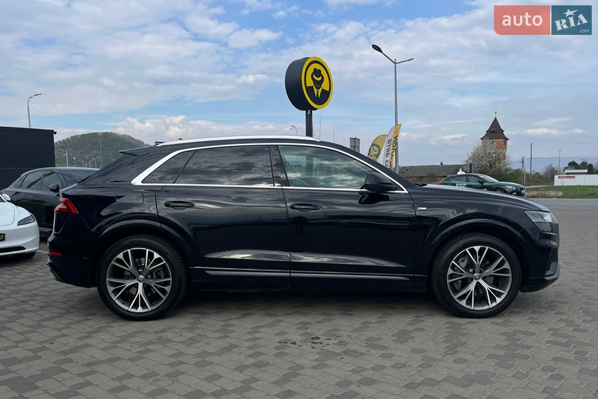 2019 Audi Q8 - мініатюра 9