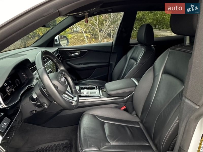 Позашляховик / Кросовер Audi Q8 2018 в Кривому Озері фото 29 Позашляховик / Кросовер Audi Q8 2018 в Кривому Озері